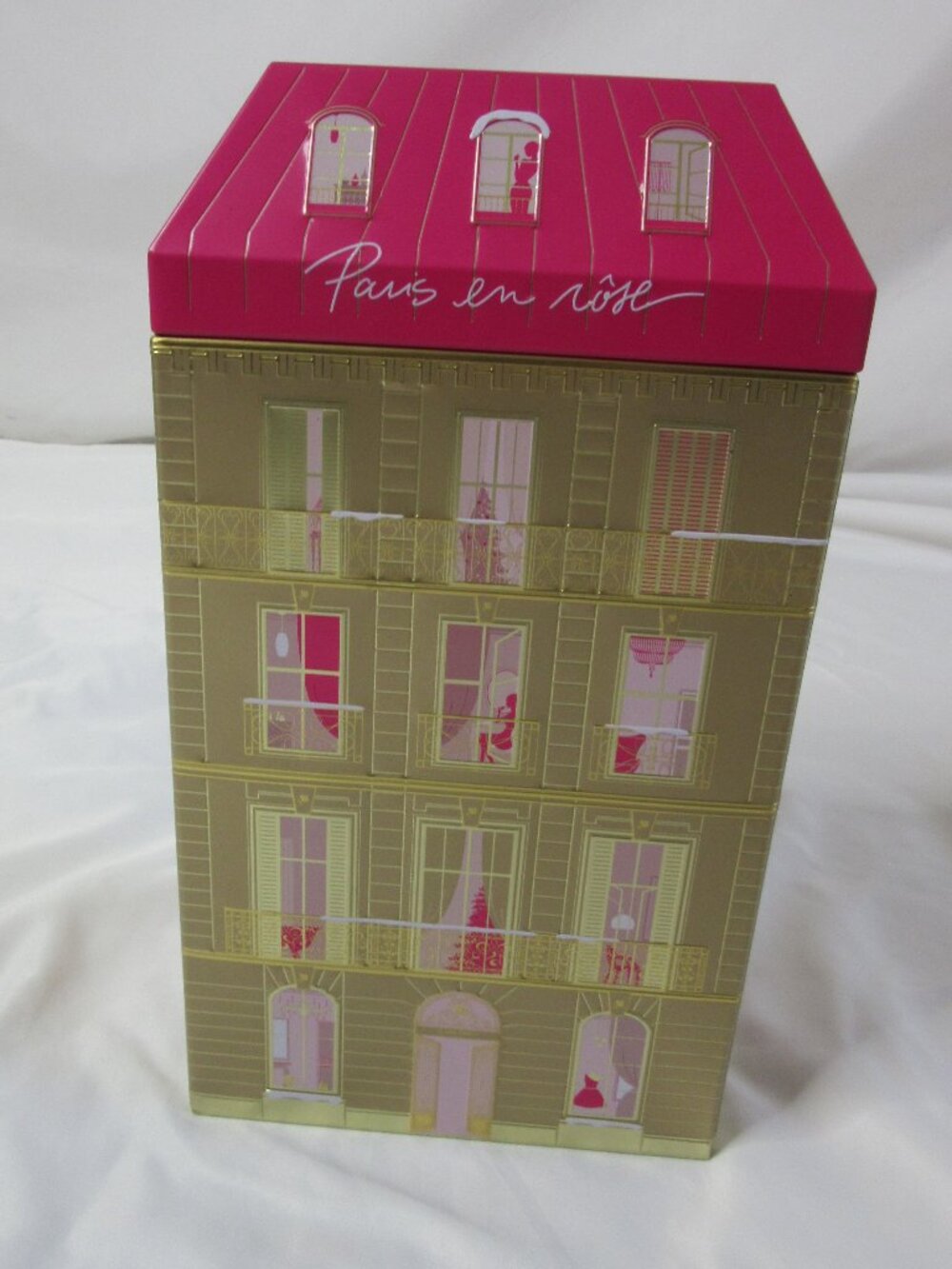 Lancôme Paris Collectible Gift Tin Box Paris en rose Gold Holiday Apartment